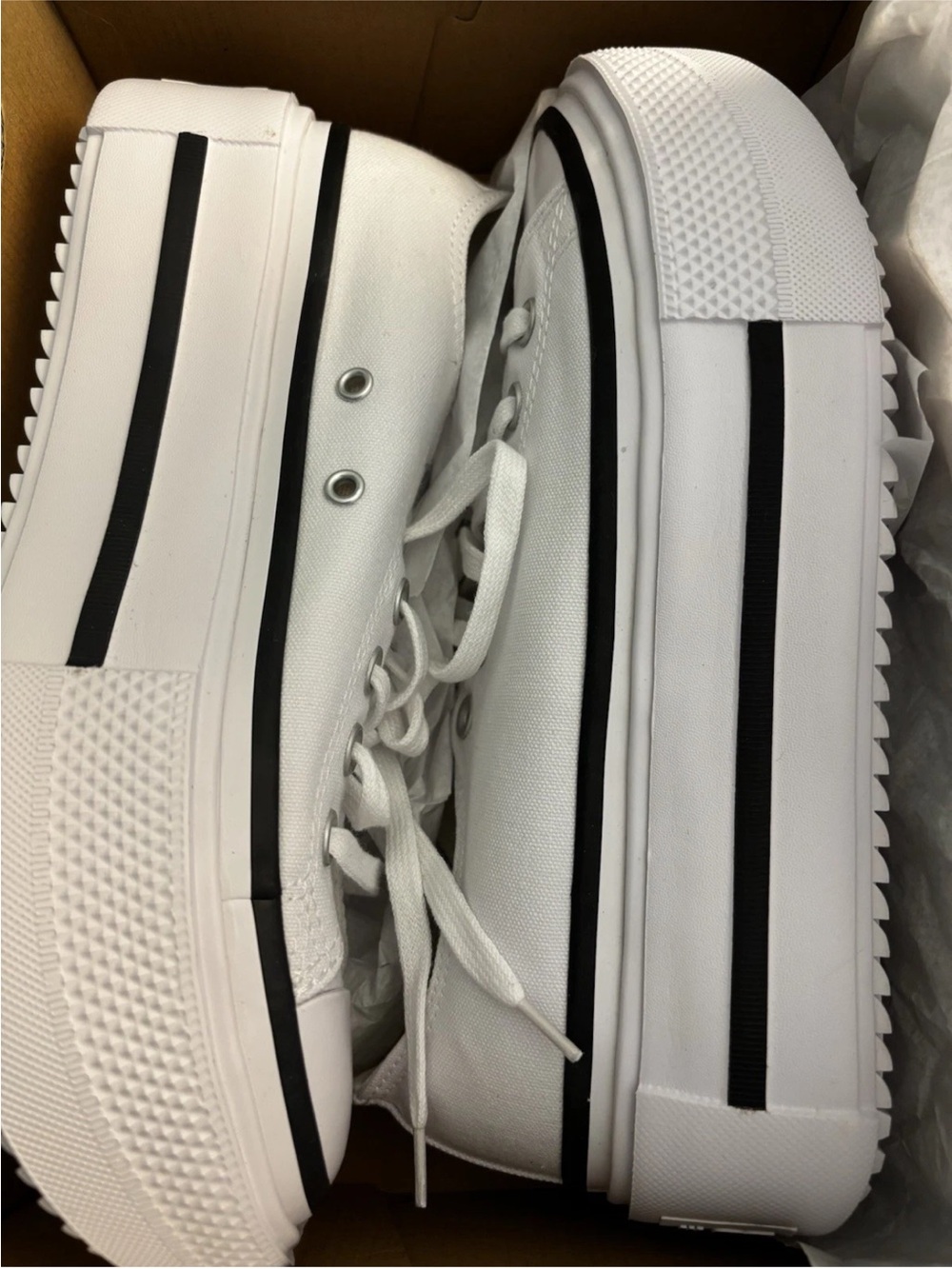 NEW Converse Women's Double Stack Low Top Shoes White Size 8.5 Platform Sneakers - Picture 8 of 9